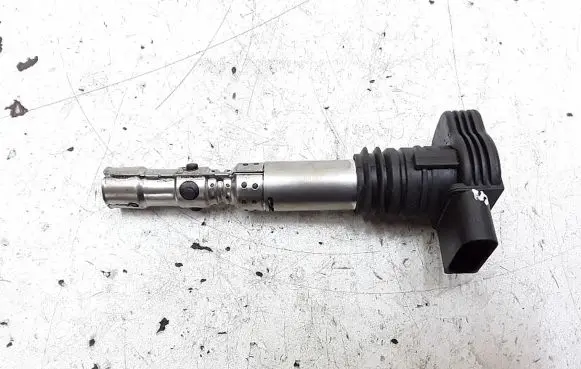 Audi TT Mk1 High voltage ignition coil 0986221024