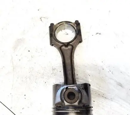 Opel Zafira A Piston with connecting rod