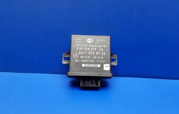 Mercedes-Benz R W251 Other relay A2118708726 5DF00827804 000517860
