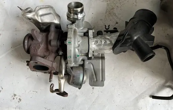 Renault Captur Turbo 144119263R