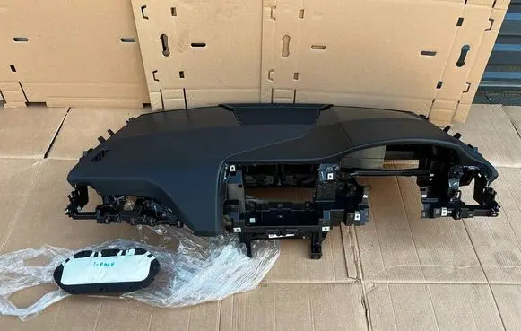 Jaguar I-Pace Dashboard 