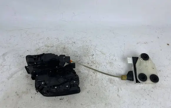 BMW X5 F15 Rear door lock 7281955