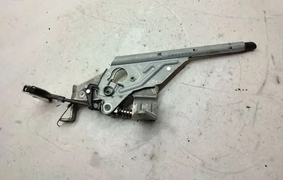 BMW X1 E84 Handbrake/parking brake lever assembly 6782749