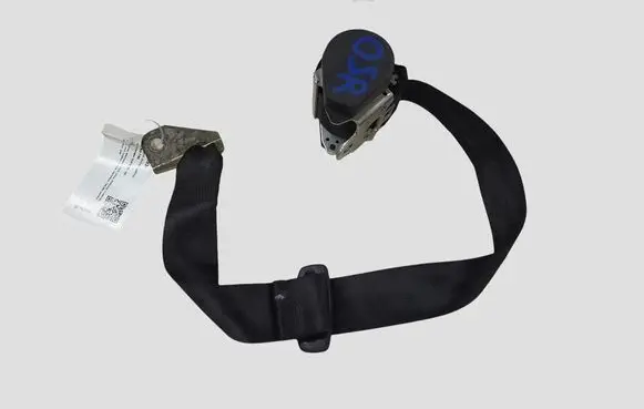 Volkswagen Golf V Rear seatbelt 1K6857806F