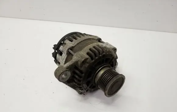 Opel Insignia A Generator/alternator 13502583