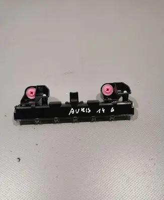 Toyota Auris E180 Third/center stoplight