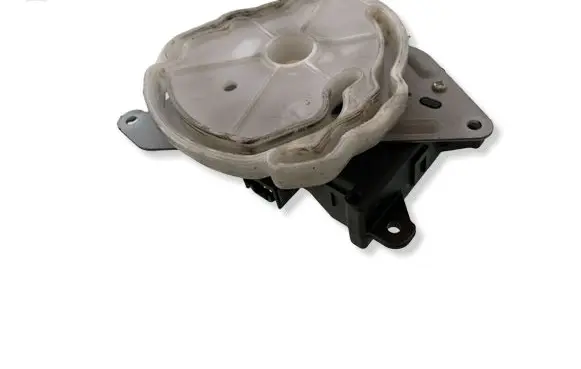 Toyota Corolla Verso AR10 Air flap motor/actuator AE0637008610