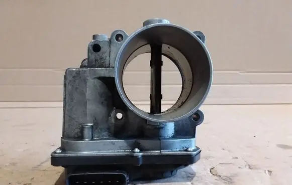 Subaru Legacy Throttle valve 16112AA260