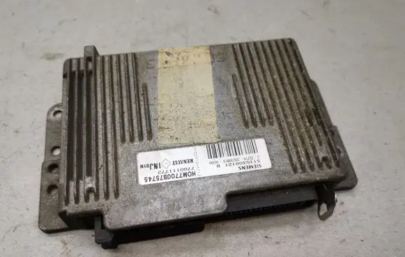 Renault Scenic I Engine control unit/module 7700875745 7700111772 S115300121B