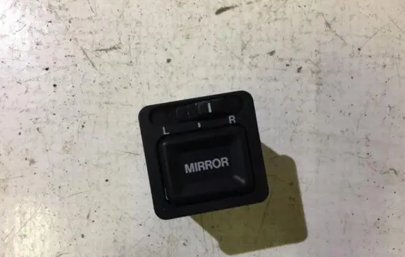 Honda Civic Wing mirror switch 1558q