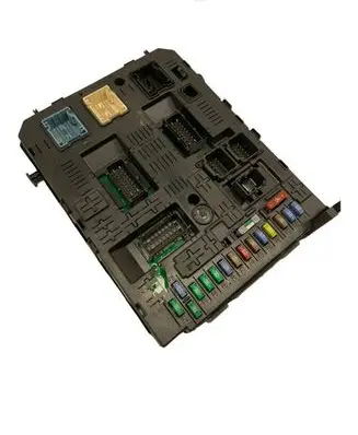 Peugeot 308 Comfort/convenience module 966405918002