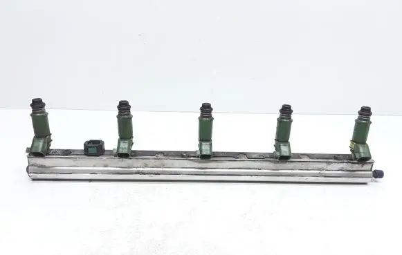 Volvo S60 Fuel injectors set 9470229