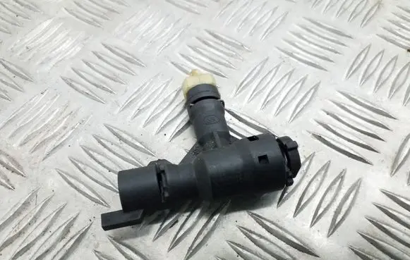 Volkswagen Golf VI Clutch pipe/line 1K0721468C