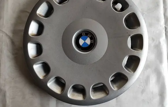 BMW 5 E39 R15 wheel hub/cap/trim 36131093324