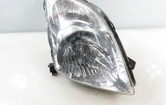 Suzuki Swift I Headlight/headlamp 