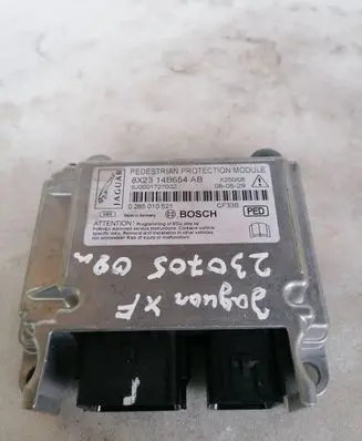 Jaguar XF X250 Hand brake control module 8X2314B654AB