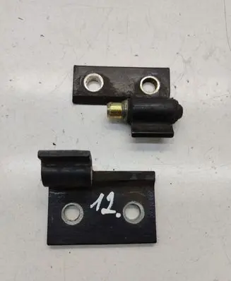 BMW 7 E32 Rear door upper hinge 1951139 41521951139 1950841