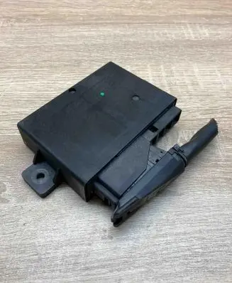 Mercedes-Benz C W202 Other control units/modules 2028204426 5WK4585 WithPlug