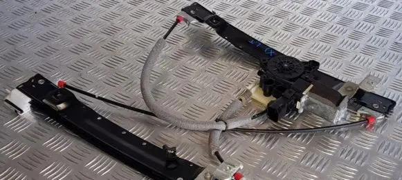 Jaguar XJ X351 Rear window lifting mechanism without motor