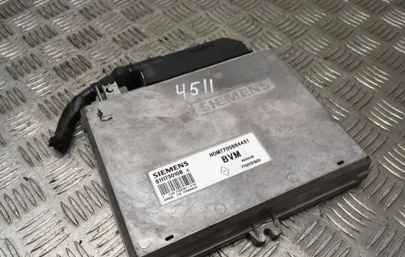 Renault Megane I Engine control unit/module S111730108 HOM7700864451 7700101920