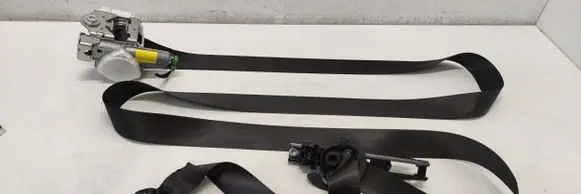 Mercedes-Benz GLK (X204) Front seatbelt A2048609885 2048609885