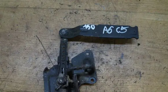 Audi A6 Allroad C5 Engine bonnet/hood lock/latch loop/hook 