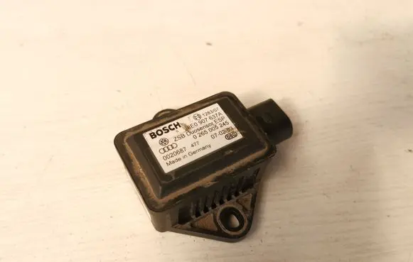 Audi A6 S6 C5 4B ESP acceleration yaw rate sensor 8E0907637A