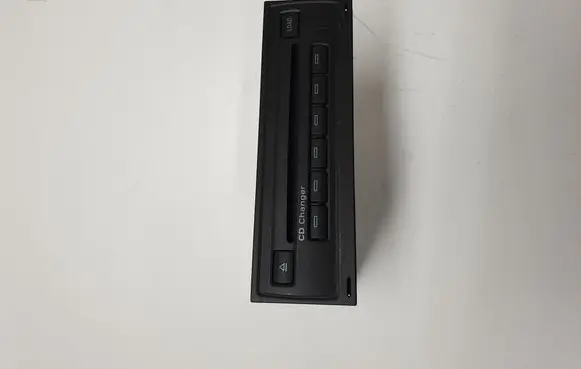 CD/DVD changer