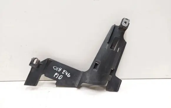 BMW 3 E46 Headlight/headlamp mounting bracket 1301073017