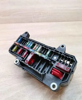 BMW 7 E65 E66 Fuse box set 6900583 10688710