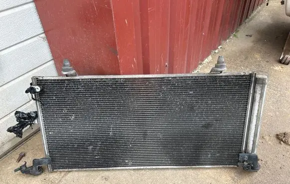 Subaru Outback A/C cooling radiator (condenser) 