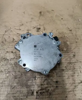 Audi Q5 SQ5 Vacuum pump 06L145100F