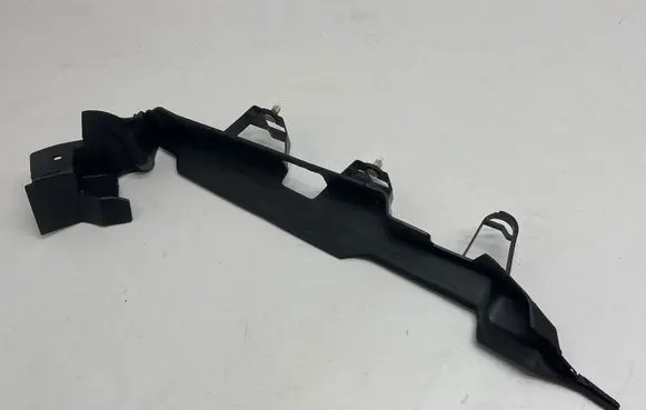 Audi Q3 F3 Fender end trim 83A821169B