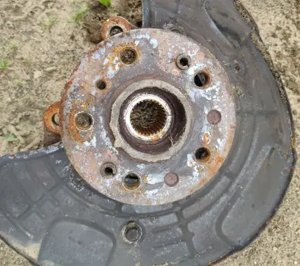 Mercedes-Benz R W251 Front wheel hub spindle knuckle