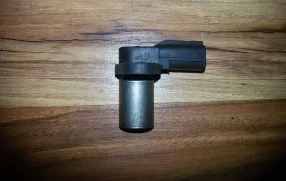 Mazda 626 Crankshaft position sensor 0296000132