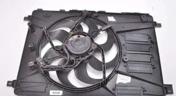 Volvo S60 Electric radiator cooling fan P31368867