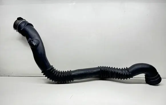 Intercooler hose/pipe