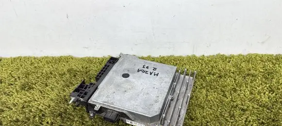 Mazda 2 Voltage converter/converter module DADR-67Y6Y-B