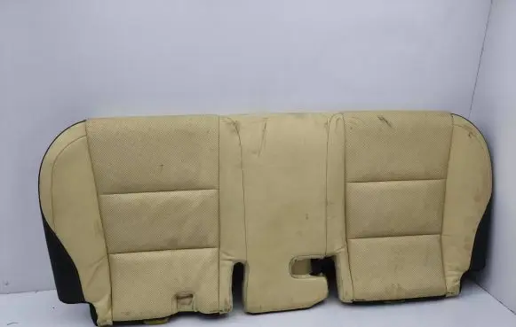 Lexus NX Rear seat 