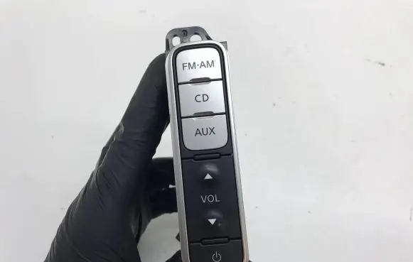 Nissan Leaf I (ZE0) Multifunctional control switch/knob V8V0CZ