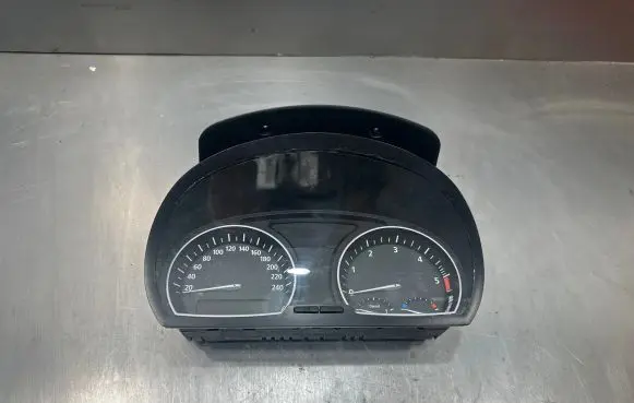 BMW X3 E83 Speedometer (instrument cluster) 25811510 102464114 344B32302