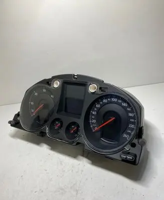 Volkswagen PASSAT B6 Speedometer (instrument cluster) 3C0920860K A2C53144887