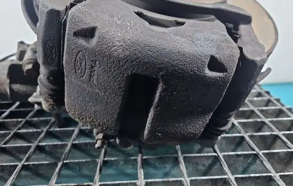 Ford B-MAX Front brake caliper IMPRK1543125