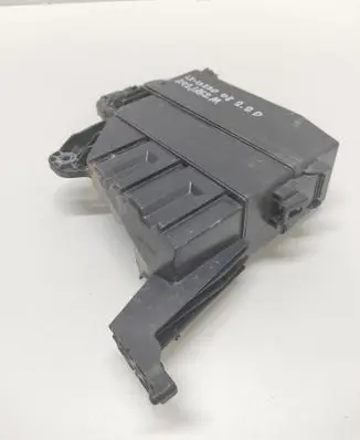 Lexus IS 220D-250-350 Fuse module