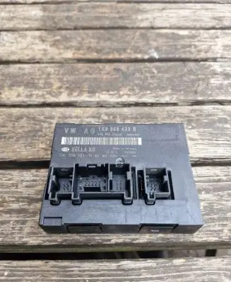 Volkswagen Golf V Comfort/convenience module 1k0959433