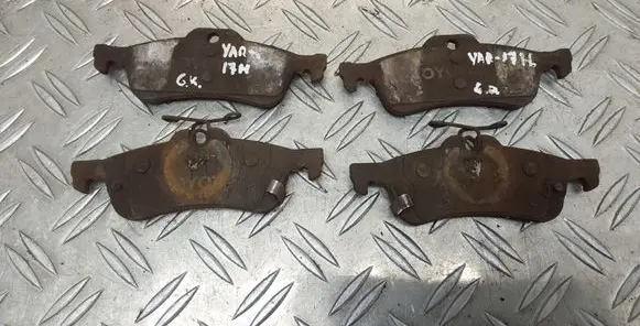 Toyota Yaris Brake pads (rear) 