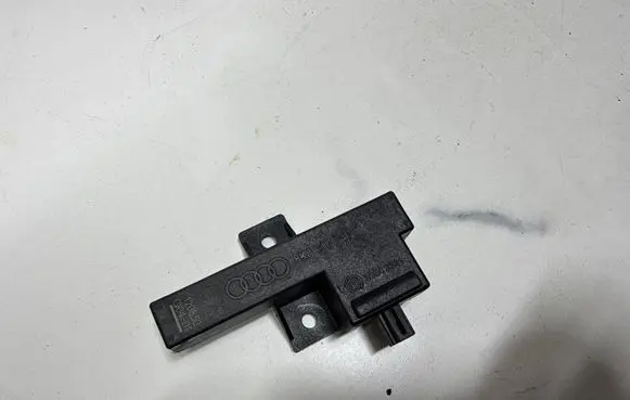 Audi A6 Allroad C7 Keyless (KESSY) go control unit/module 8K0907247
