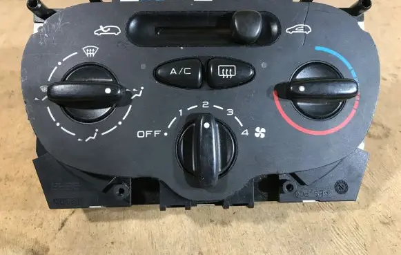 Peugeot 206 Climate control unit 64138 1068701