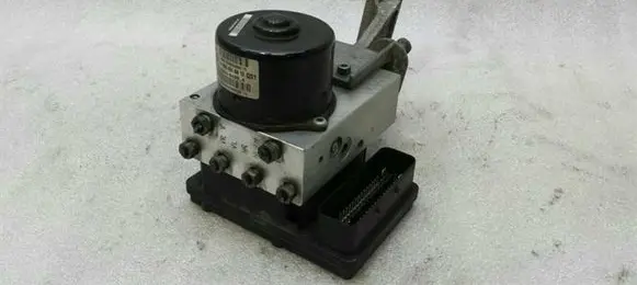 Mercedes-Benz CLK A209 C209 ABS Pump A0044316212