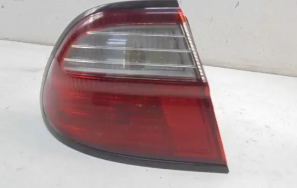 Nissan Almera Tino Rear/tail lights